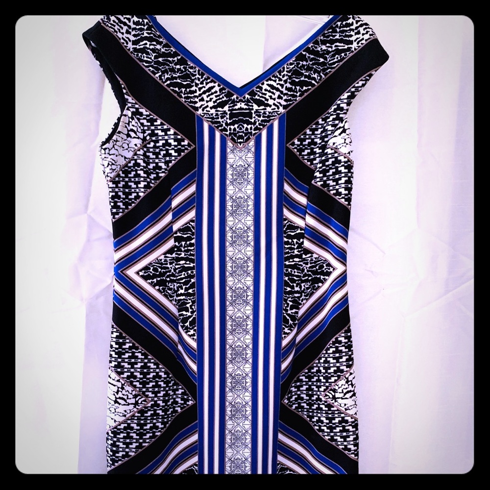 Maggie London V-Neck Dress
